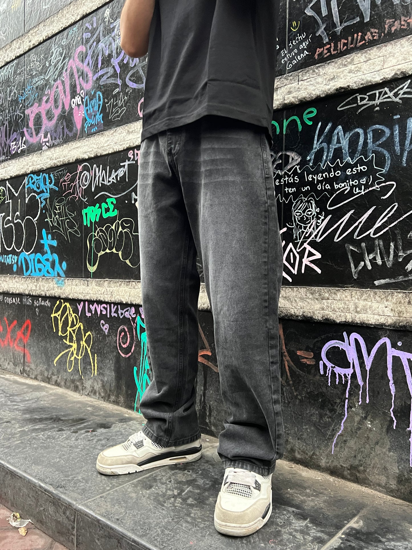BAGGY PLOMO OSCURO