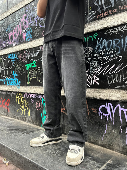 BAGGY PLOMO OSCURO