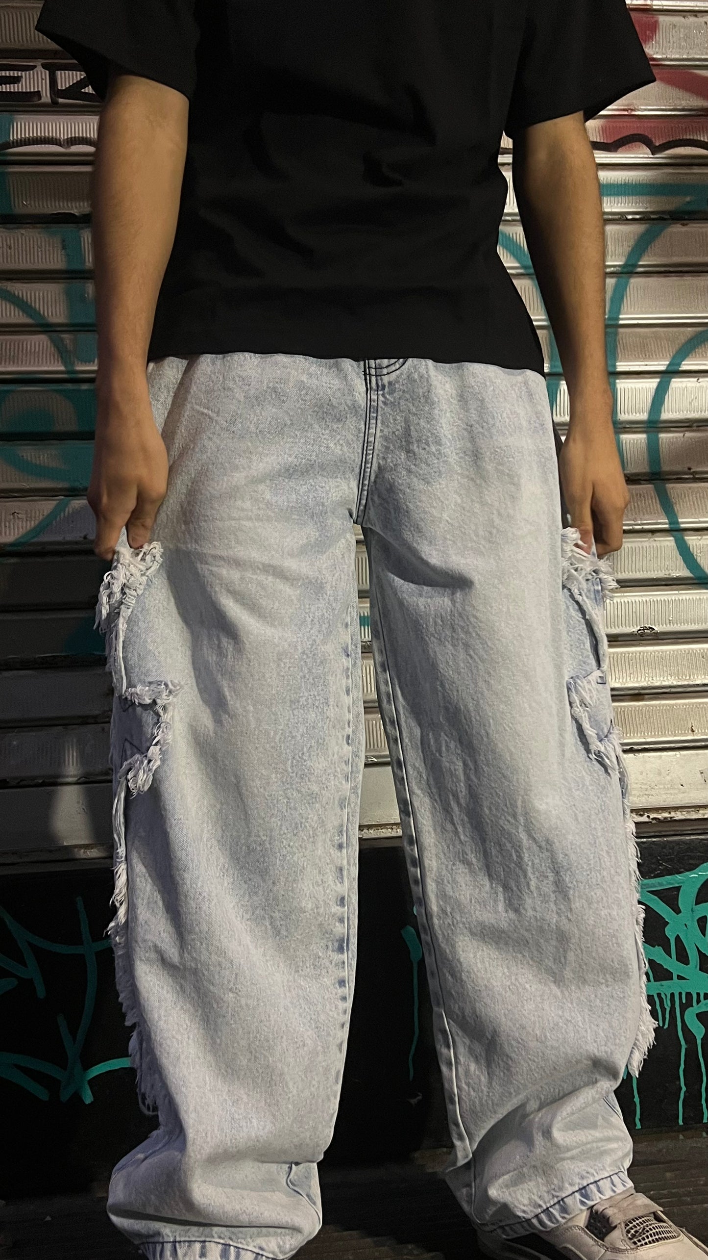 LIGHT DISTRESSED BAGGY®